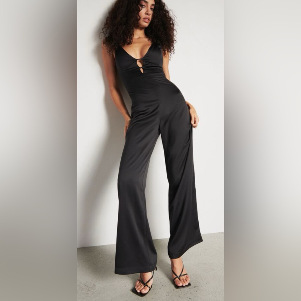 Dynamite Black Wide-Leg Jumpsuit with High-Waisted Design